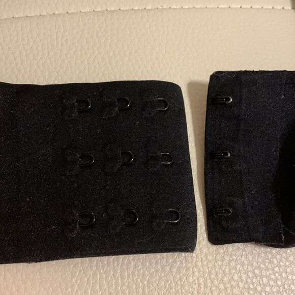 Victoria's Secret Size 38D lined Demi Bra with under wire - Picture 7 of 7